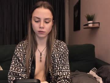 webcam girl tasty_valery live cam image #11383335