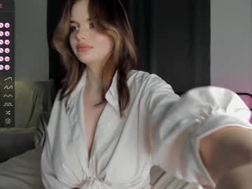 webcam girl cute_caprice live cam image #8265962