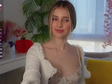 webcam girl fluffy_angel live cam image #12096728