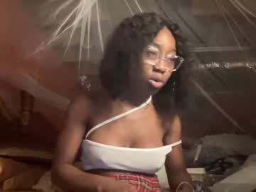 webcam girl dippedinchocolateee live cam image #4065779