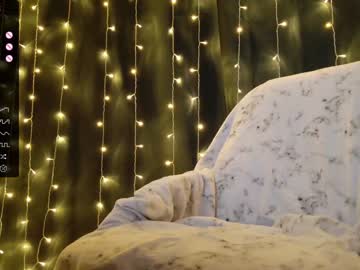 webcam girl fallen_angel_18 live cam image #9049679
