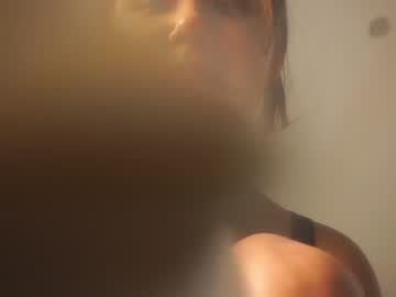 webcam girl helenmoors live cam image #5837033