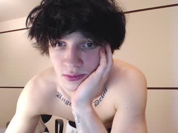 webcam man teddy_mode live cam image #1367611