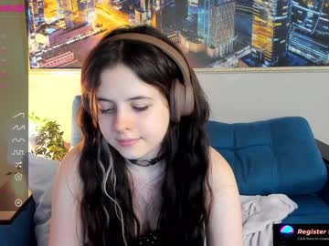 webcam girl nessa_more live cam image #4607576