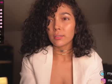 webcam girl mykinkybunny live cam image #3775493