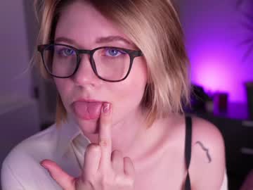 webcam girl vixenp live cam image #5799246