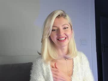 webcam girl yournaughtymiss live cam image #7884164