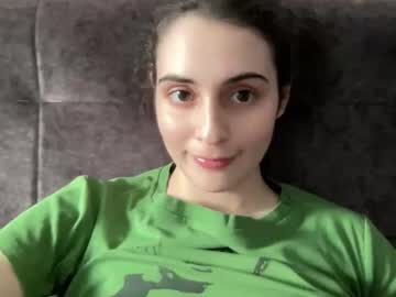 webcam girl wonderland_stia live cam image #12949653