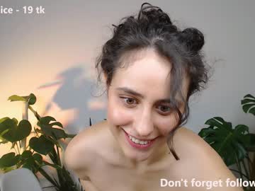 webcam girl flaming_hotty live cam image #6387823