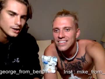 webcam man guys_from_the_bench live cam image #4450126