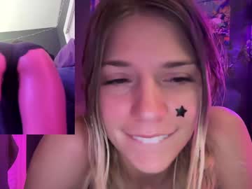 webcam girl oliviahansleyy live cam image #10782808