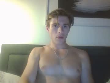 webcam man lardin88 live cam image #7098160