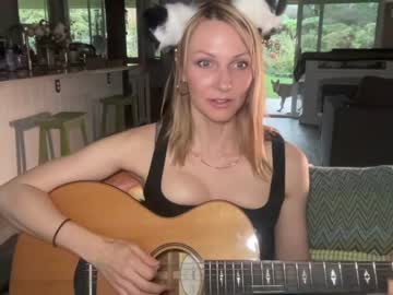 webcam girl kaileeshy live cam image #2150255