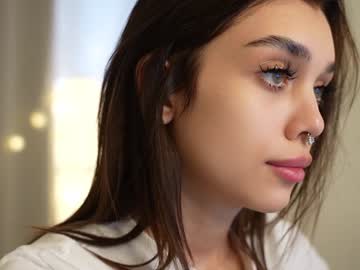 webcam girl karina_amiri live cam image #10155830