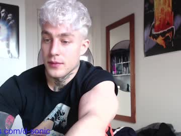 webcam man sonic12_12 live cam image #1271343