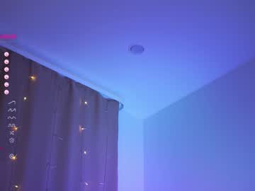 webcam girl amandamedrano live cam image #5706318