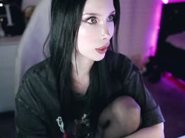 webcam girl uindi live cam image #10466221