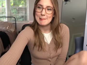 webcam girl emma_ruby live cam image #8550119