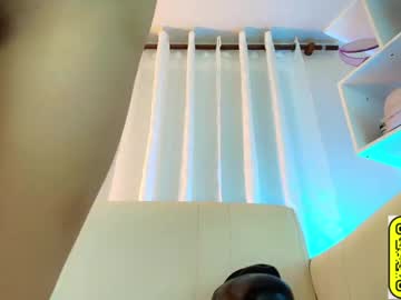 webcam girl nezo_ live cam image #10453283