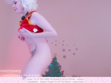 webcam girl runesy live cam image #1126544