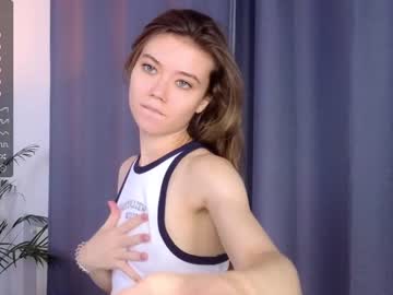webcam girl lil_babe_ live cam image #7447124