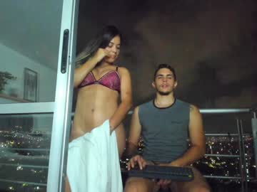 webcam couple the_walkers_ live cam image #3452369