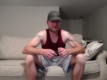 webcam man kylechat live cam image #175800