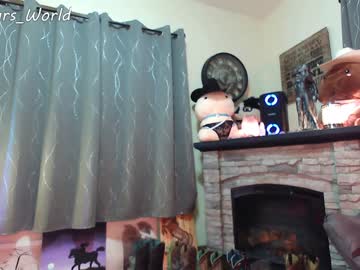 webcam girl murbears_world live cam image #3106177