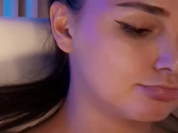 webcam girl hollyextra live cam image #11828548