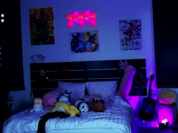 webcam girl madnessalise live cam image #7853399