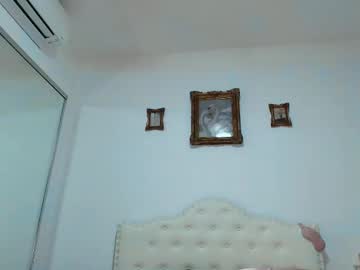 webcam girl itschanelxx live cam image #11832604