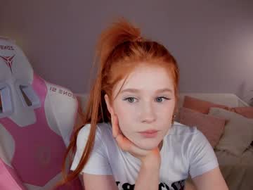 webcam girl leahsthetics live cam image #10275847