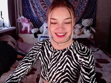 webcam girl babyfromtheforest live cam image #5258856