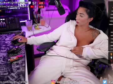 webcam girl evelyne92 live cam image #7517869