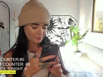 webcam girl lonelly_lolly98 live cam image #7660673