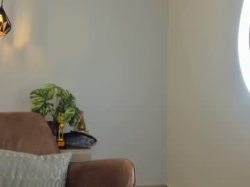 webcam girl joss_caprice live cam image #8215652