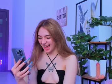 webcam girl elizabeth__gray live cam image #4984394
