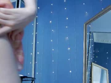 webcam girl kriskras__ live cam image #12762366