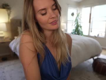 webcam girl phoenix_taylor live cam image #13029179