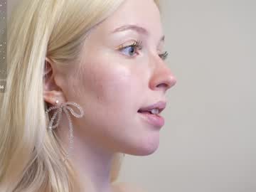 webcam girl my_stella live cam image #10776772