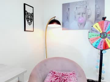 webcam girl missniley live cam image #6998943