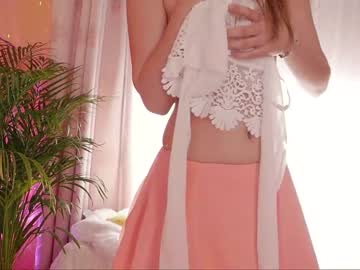 webcam girl clementine__ live cam image #3541369