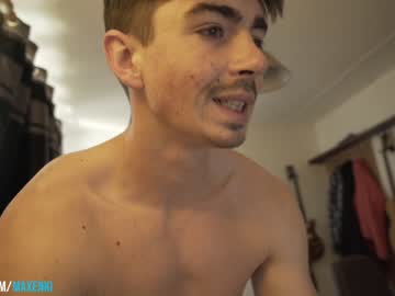 webcam man maxenki live cam image #2870827