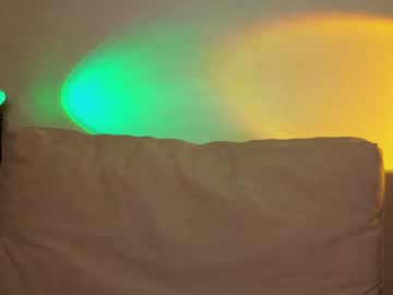 webcam girl angella_kleee live cam image #9668360