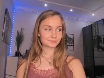 webcam girl joanblacknall live cam image #11204556
