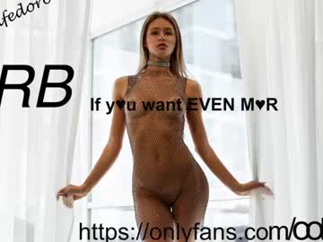 webcam girl oksanafedorova live cam image #8956126