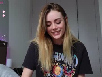 webcam girl sky_magic live cam image #8979731