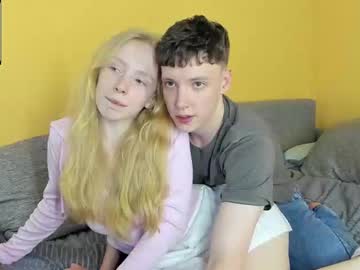 webcam couple emily0303 live cam image #12981765