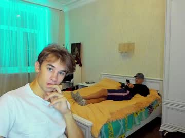 webcam man purple_gang live cam image #120013