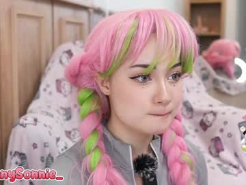 webcam girl sunny_sonnie live cam image #10296138